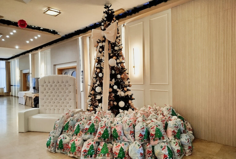 Црвени крст општине Кладовоорганизовао је акцију Један пакетић, пуно љубави