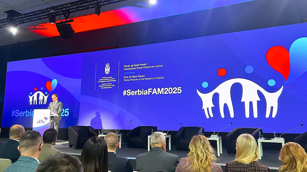 Трећа конференција Србија – наша породица