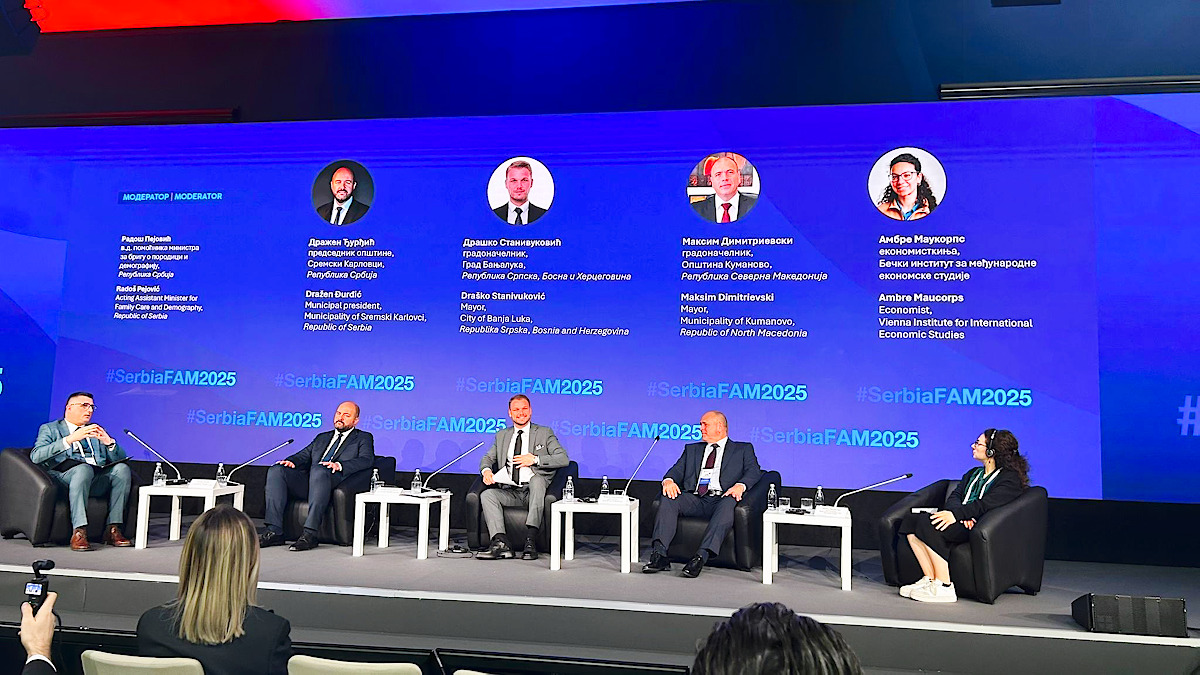 Трећа конференција Србија – наша породица