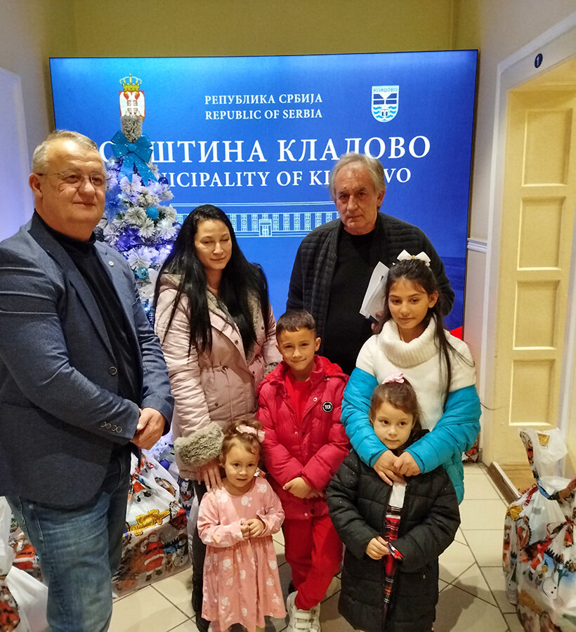 стамбено питање за две самохране мајке