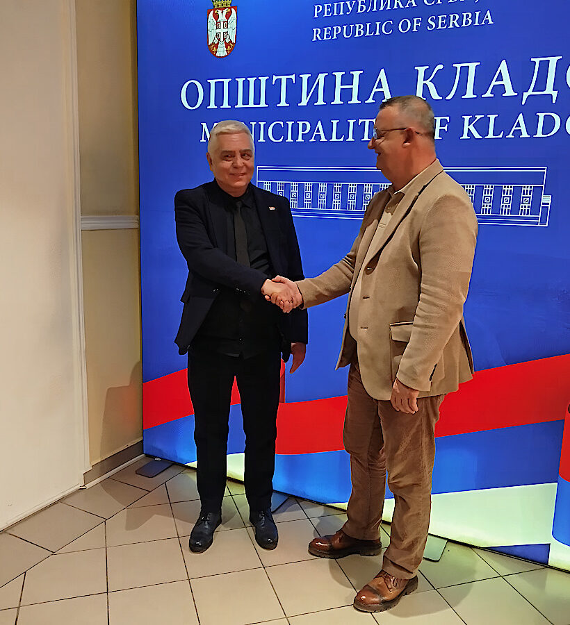 Министар информисања и телекомуникација проф. др Борис Братина посетио је општину Кладово