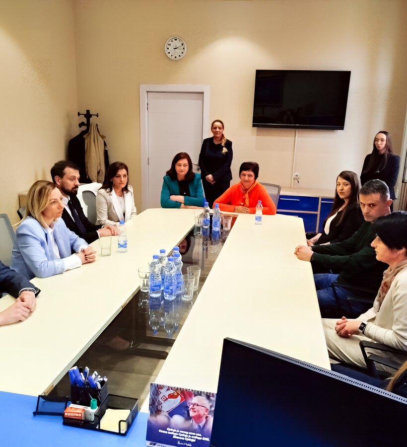 Татјана Мацура, министарка без портфеља у Влади РС задужена за област родне равноправности, спречавања насиља над женама и економског и политичког оснаживања жена обишла је општину Кладово