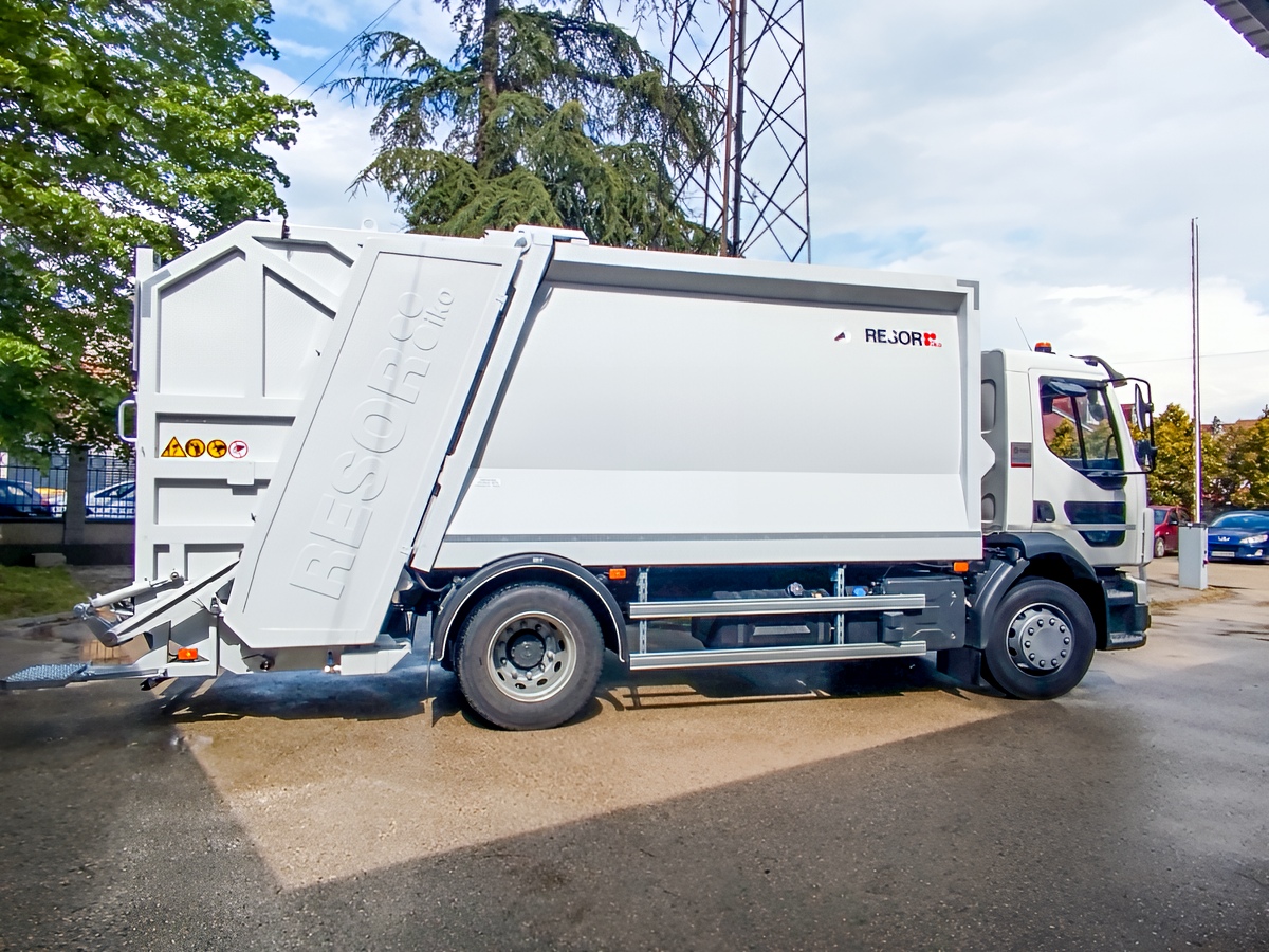 Нови камион за сакупљање отпада