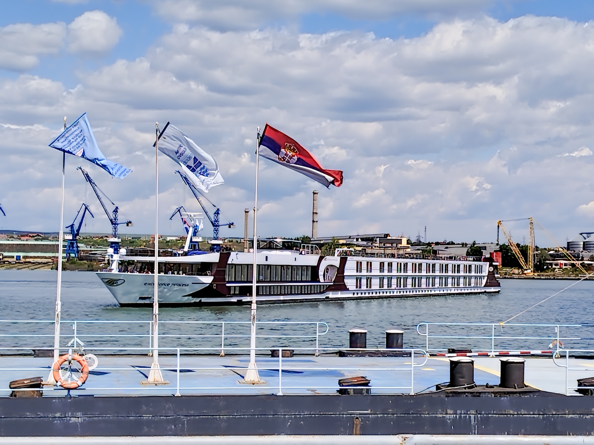 Луксузни брод Excellence princess у Кладову